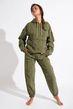 JOGGING OKENO BEARCREEK-Banana Moon Sale