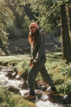 JOGGING OKENO BEARCREEK-Banana Moon Sale