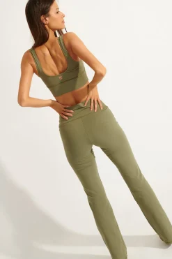 TOP FLOWING WELLDAYS-Banana Moon Best